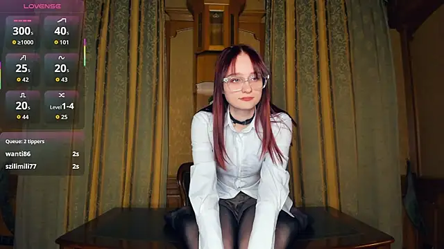 KatyKufel online show from April 4, 2026, 7:44 pm