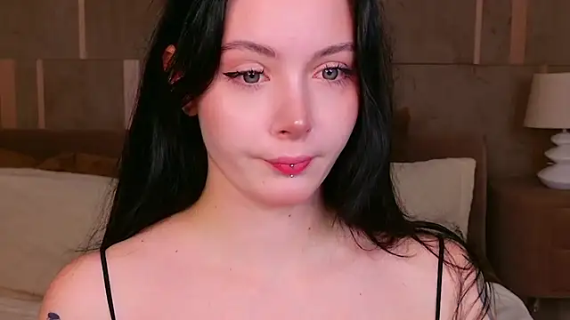 Goldy Stark online show from September 19, 2025, 8:42 pm