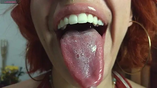 Snapshot of bri_von_dhara__ chatting on June 1, 2026, 4:41 pm bri von dhara online show from June 1, 2026, 4:41 pm