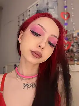 Lina Thornton  online show from February 11, 2026, 10:59 pm