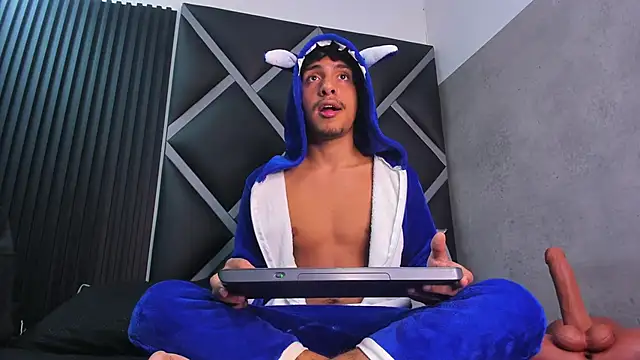 maximiliano jam online show from September 20, 2025, 4:13 am