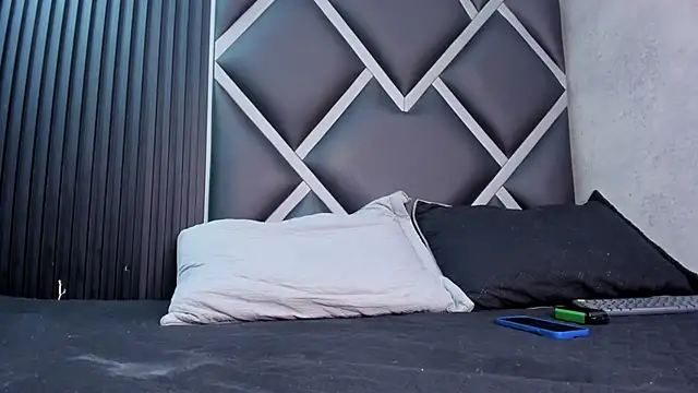 maximiliano jam online show from October 15, 2025, 4:23 am