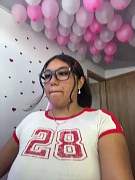 SharaRous online show from March 21, 2026, 9:07 pm