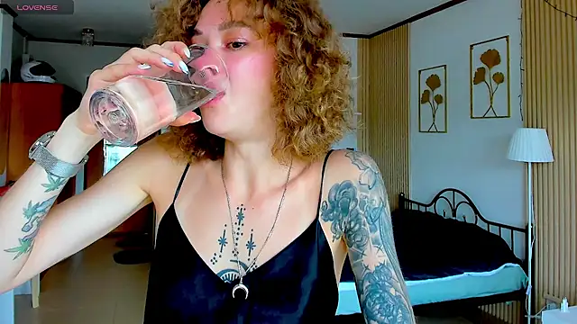   grace   online show from November 19, 2025, 4:34 am