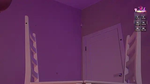 Miablueye online show from April 21, 2026, 3:50 pm