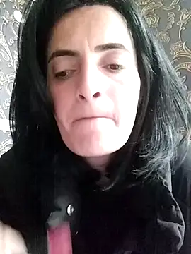 Snapshot of Gecenin_Kralicesi chatting on March 18, 2026, 7:00 am Gecenin Kralicesi online show from March 18, 2026, 7:00 am