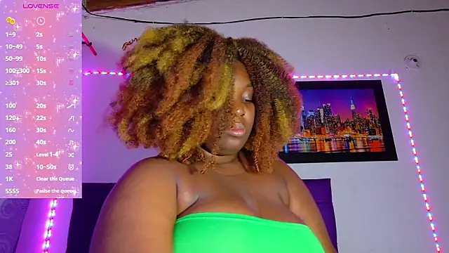 ebony NeighborMoans online show from March 19, 2026, 3:21 am