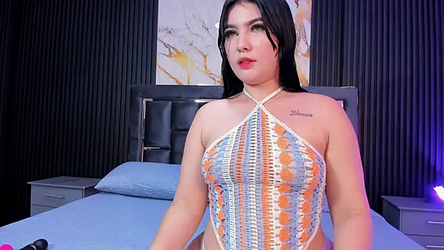 MiaaFarrel online show from October 20, 2025, 7:14 pm