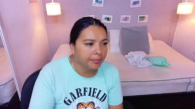 fat naughtyass online show from April 21, 2026, 1:17 pm