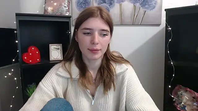 JuiceLips   online show from November 13, 2025, 3:55 pm