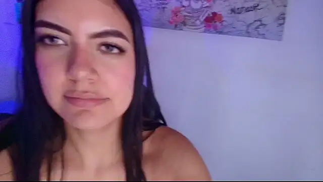 Snapshot of jennifer_Scot chatting on June 18, 2026, 2:23 am jennifer Scot online show from June 18, 2026, 2:23 am