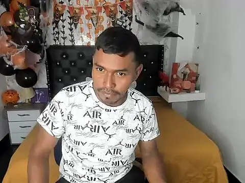 Adam Morgan2 online show from November 3, 2025, 7:37 pm