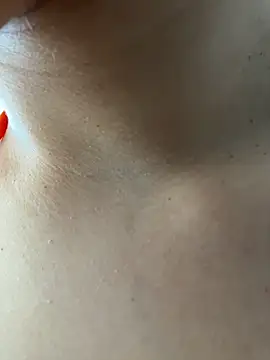 CatadeLuca online show from December 15, 2025, 2:32 pm