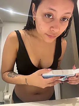 CatadeLuca online show from February 7, 2026, 3:27 pm