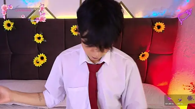 AleAurarashi online show from April 19, 2026, 5:18 am