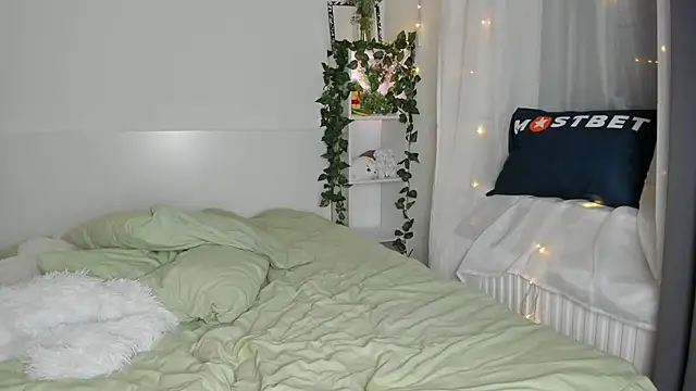 lilkimch online show from March 3, 2026, 2:01 pm