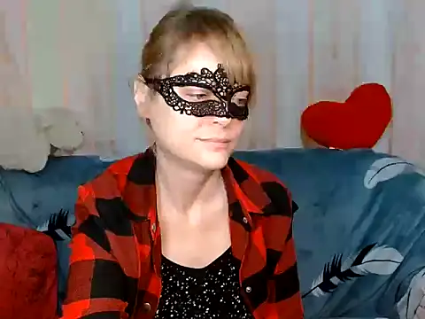 Miss Nona online show from December 5, 2025, 4:21 am