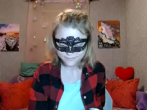 Miss Nona online show from April 21, 2026, 8:09 am