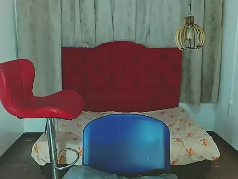 Snapshot of luisa__torres chatting on September 20, 2025, 3:29 am luisa torres online show from September 20, 2025, 3:29 am