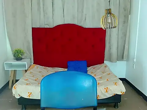 Snapshot of luisa__torres chatting on September 24, 2025, 3:10 am luisa torres online show from September 24, 2025, 3:10 am