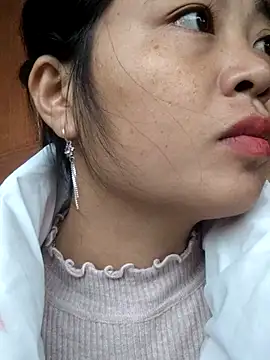 Angela-babyxx online show from November 5, 2025, 12:10 am