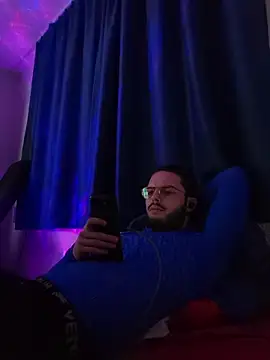 EyesNeverLies online show from February 21, 2026, 8:10 pm