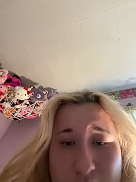 imawhorenslut19 online show from April 15, 2026, 10:21 pm