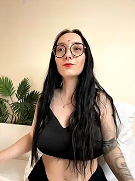 Jinhee Tiny online show from September 10, 2025, 6:46 am