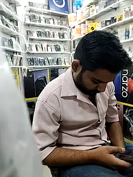 avi007p online show from December 22, 2025, 2:03 pm