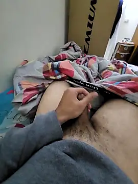 Snapshot of WelloffUpthrow chatting on January 9, 2026, 11:28 pm WelloffUpthrow online show from January 9, 2026, 11:28 pm