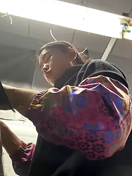 DHJM168 online show from October 31, 2025, 5:08 am