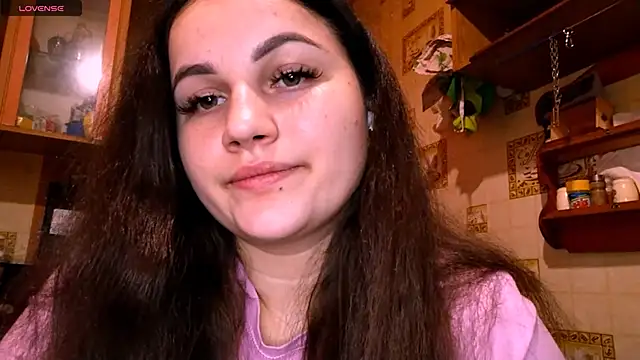 DierdreCousineau online show from December 1, 2025, 10:20 am