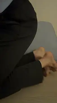 Snapshot of hijin11415 chatting on February 15, 2026, 2:47 pm hijin11415 online show from February 15, 2026, 2:47 pm