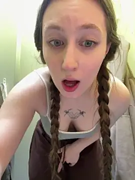 FroggyAnna online show from April 29, 2026, 5:30 pm