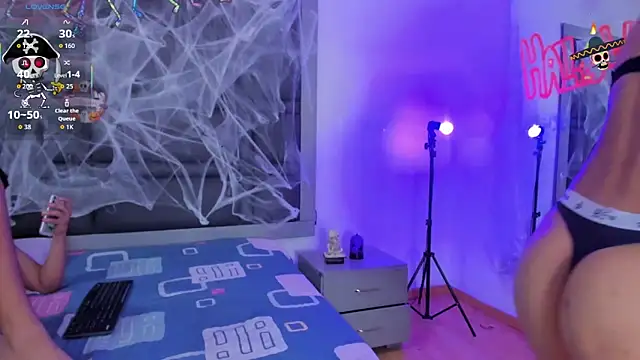 Aliss Aron online show from October 22, 2025, 11:54 am