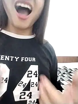 Snapshot of Sexy_vernilla chatting on September 23, 2025, 7:39 pm Sexy vernilla online show from September 23, 2025, 7:39 pm