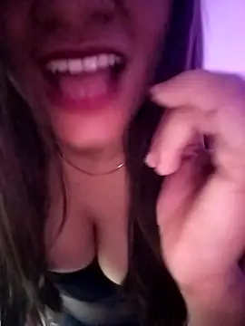 Snapshot of Sexy_vernilla chatting on October 25, 2025, 5:19 pm Sexy vernilla online show from October 25, 2025, 5:19 pm