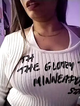 Snapshot of Sexy_vernilla chatting on November 27, 2025, 10:12 pm Sexy vernilla online show from November 27, 2025, 10:12 pm