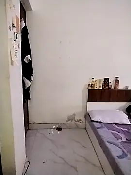 Sexy vernilla online show from March 18, 2026, 10:29 am