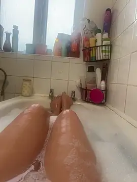 Imogenbabyyy online show from September 10, 2025, 5:24 pm