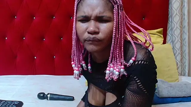 Hotsexyberry21 online show from October 3, 2025, 5:10 pm