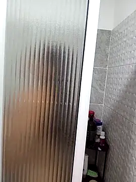 LoanaSantos online show from October 11, 2025, 9:35 pm