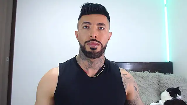 andrea de lucaa online show from February 8, 2026, 1:53 am