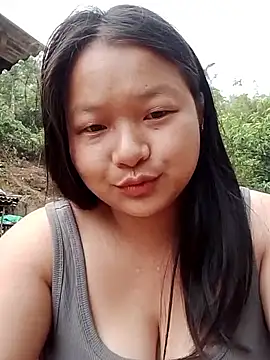 girl-babi online show from April 16, 2026, 1:17 am