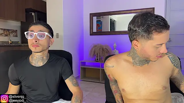 tattoguys cums online show from December 2, 2025, 11:11 pm