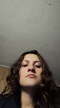 lindasyt online show from February 14, 2026, 3:36 am