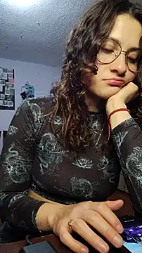 lindasyt online show from February 16, 2026, 4:30 am