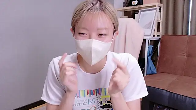 Snapshot of Nana__ch chatting on September 22, 2025, 5:09 am Nana ch online show from September 22, 2025, 5:09 am