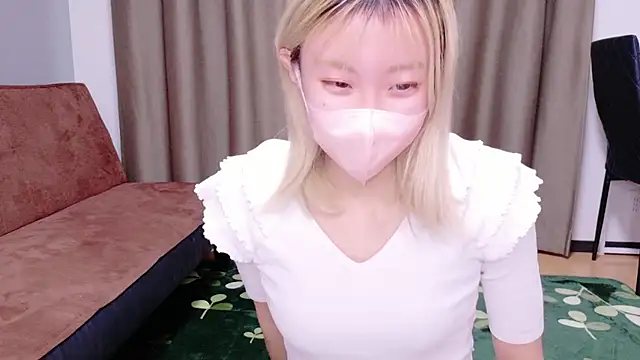 Snapshot of Nana__ch chatting on January 6, 2026, 5:44 am Nana ch online show from January 6, 2026, 5:44 am