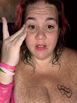 Courdles online show from November 26, 2025, 9:43 am